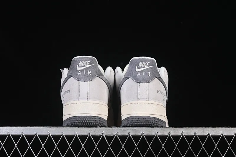 All categories Nk Air Force 1 Air Force series Nk Air Force 1 Low Air Force low-top Nike Air Force 1'07 Low LV co-branded double gray graffiti Air Force 1 low-top casual sneakers CX5050-Y07